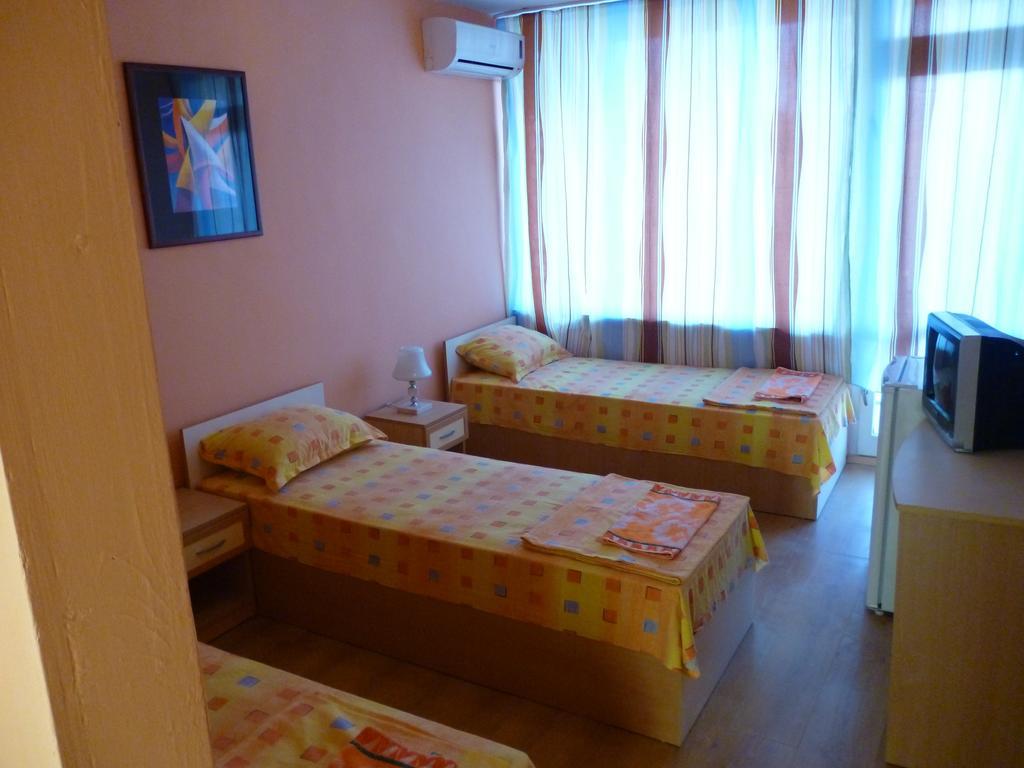 Hotel Zora Kranevo Ruang foto